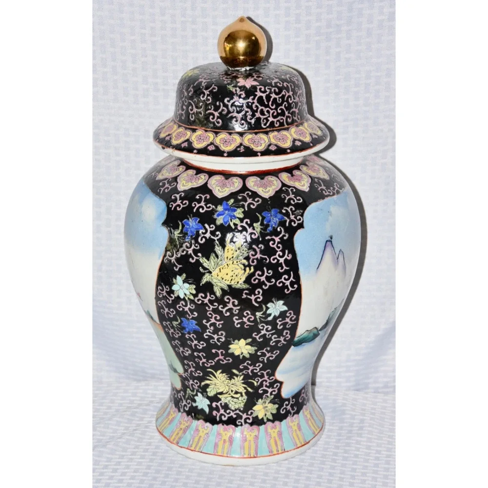 Japanese Decor Royal Satsuma Hand Painted Ginger Temple Jar Vase